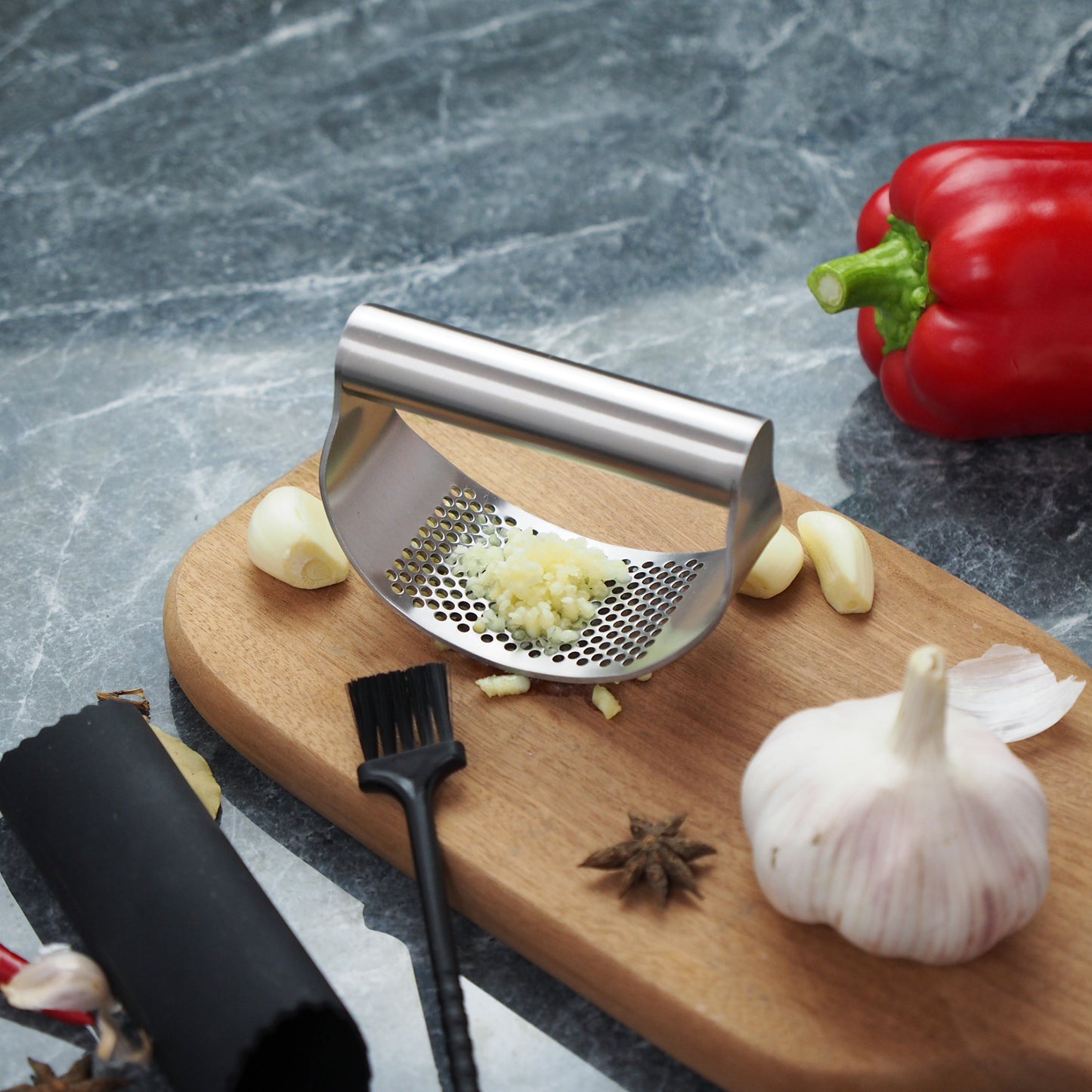 Stainless Steel Garlic Press Squeezer